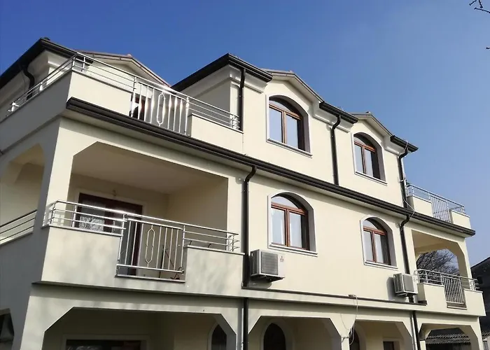 Apartments Mirasol II